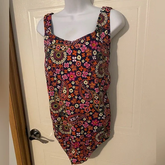 Lands' End Scoop Neck Tugless-Tank One-piece Swimsuit in Paisley & Flowe… - Picture 2 of 10